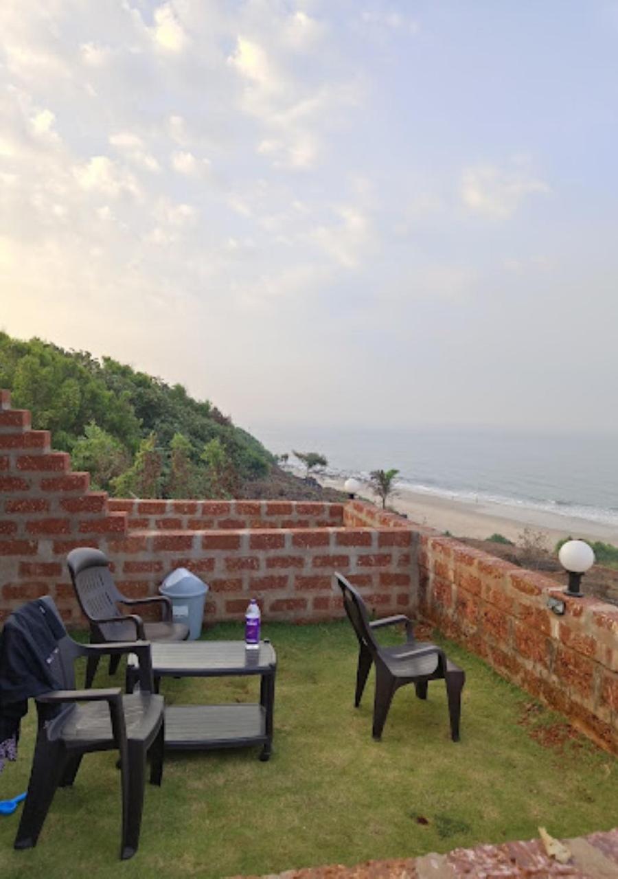 Sea King Beach Resort 甘帕普拉 外观 照片